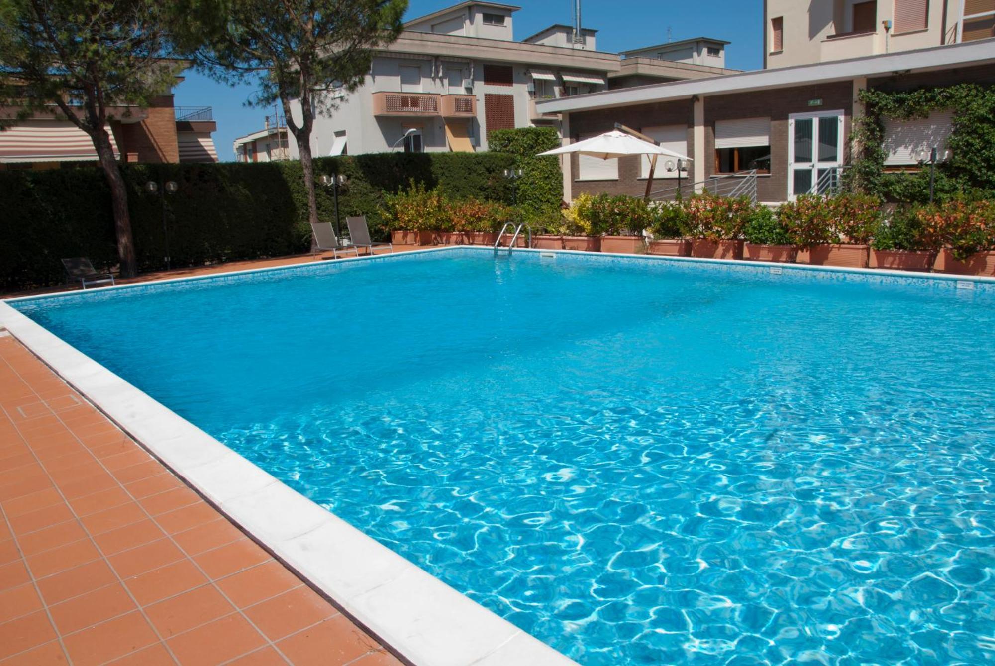 Hotel Touring Falconara Marittima Exterior photo